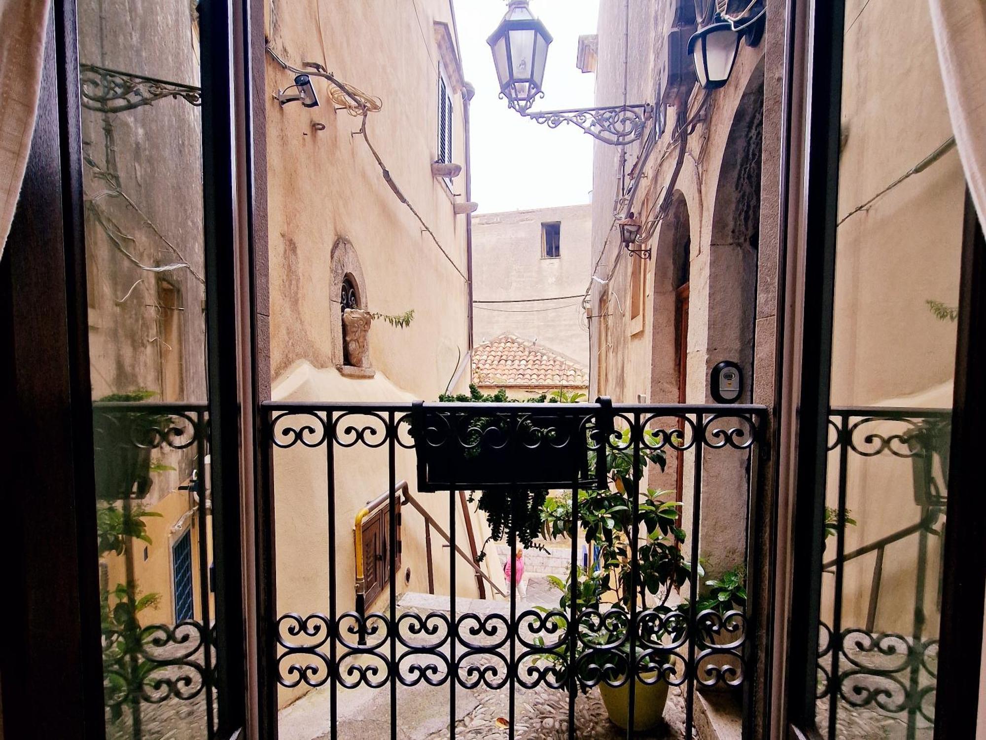 Villa Donna Rosa - Main Avenue Taormina Exterior foto